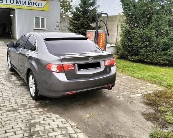 Серый Хонда Аккорд, объемом двигателя 2 л и пробегом 250 тыс. км за 9500 $, фото 2 на Automoto.ua