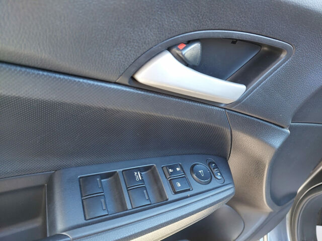 Серый Хонда Аккорд, объемом двигателя 2.4 л и пробегом 240 тыс. км за 9890 $, фото 21 на Automoto.ua