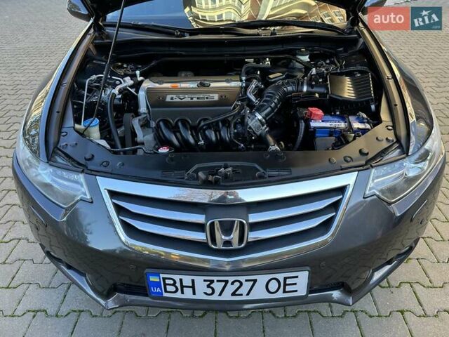 Сірий Хонда Аккорд, об'ємом двигуна 2.35 л та пробігом 165 тис. км за 11900 $, фото 75 на Automoto.ua