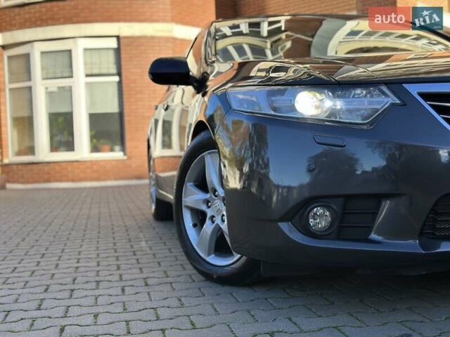 Сірий Хонда Аккорд, об'ємом двигуна 2.35 л та пробігом 165 тис. км за 11900 $, фото 13 на Automoto.ua