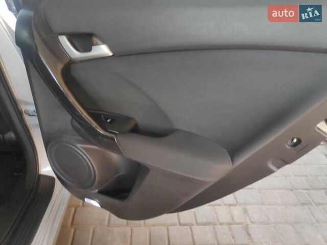 Серый Хонда Аккорд, объемом двигателя 2 л и пробегом 166 тыс. км за 10199 $, фото 11 на Automoto.ua