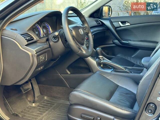 Сірий Хонда Аккорд, об'ємом двигуна 2.35 л та пробігом 165 тис. км за 11900 $, фото 30 на Automoto.ua