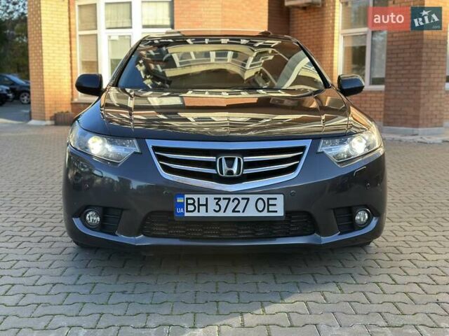 Сірий Хонда Аккорд, об'ємом двигуна 2.35 л та пробігом 165 тис. км за 11900 $, фото 16 на Automoto.ua