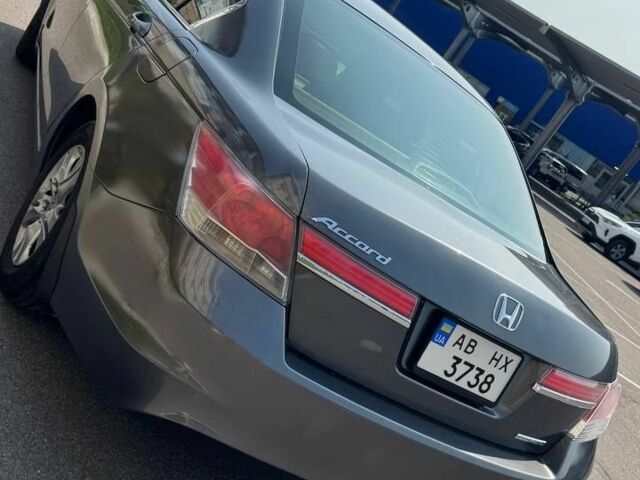 Серый Хонда Аккорд, объемом двигателя 2.4 л и пробегом 250 тыс. км за 8700 $, фото 1 на Automoto.ua