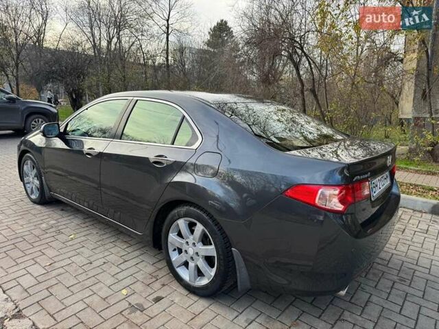 Серый Хонда Аккорд, объемом двигателя 2.4 л и пробегом 142 тыс. км за 12000 $, фото 7 на Automoto.ua