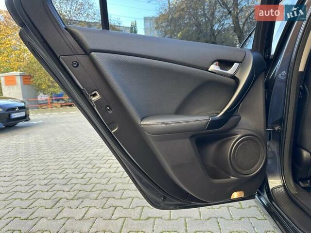 Сірий Хонда Аккорд, об'ємом двигуна 2.35 л та пробігом 165 тис. км за 11900 $, фото 65 на Automoto.ua