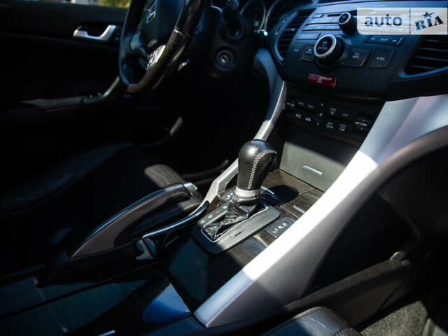 Сірий Хонда Аккорд, об'ємом двигуна 2 л та пробігом 154 тис. км за 12899 $, фото 12 на Automoto.ua