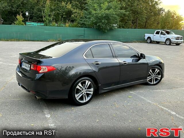 Серый Хонда Аккорд, объемом двигателя 2.4 л и пробегом 178 тыс. км за 11600 $, фото 3 на Automoto.ua