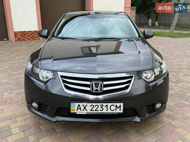 Серый Хонда Аккорд, объемом двигателя 2 л и пробегом 118 тыс. км за 10400 $, фото 1 на Automoto.ua