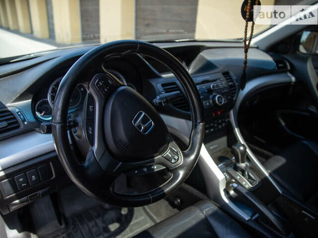 Серый Хонда Аккорд, объемом двигателя 2 л и пробегом 154 тыс. км за 12899 $, фото 21 на Automoto.ua