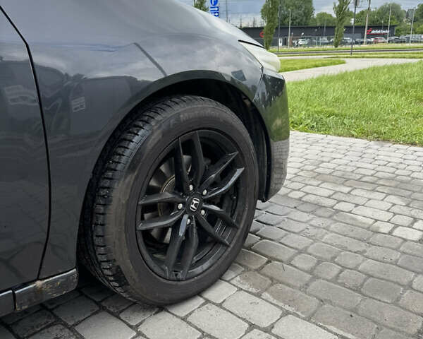 Серый Хонда Аккорд, объемом двигателя 2 л и пробегом 209 тыс. км за 10300 $, фото 13 на Automoto.ua