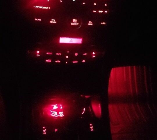 Серый Хонда Аккорд, объемом двигателя 2.4 л и пробегом 194 тыс. км за 11200 $, фото 4 на Automoto.ua