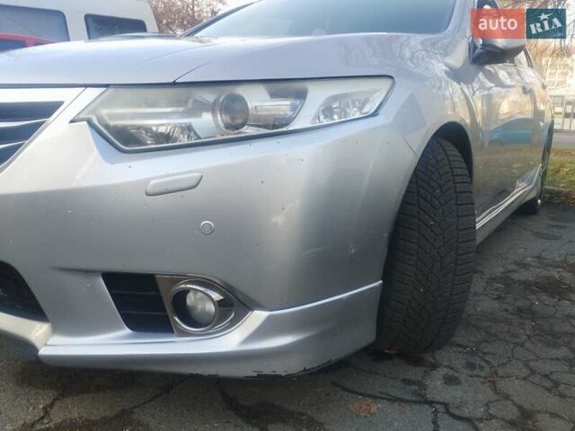 Серый Хонда Аккорд, объемом двигателя 2.35 л и пробегом 195 тыс. км за 11400 $, фото 2 на Automoto.ua