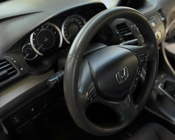 Серый Хонда Аккорд, объемом двигателя 2 л и пробегом 202 тыс. км за 9500 $, фото 27 на Automoto.ua