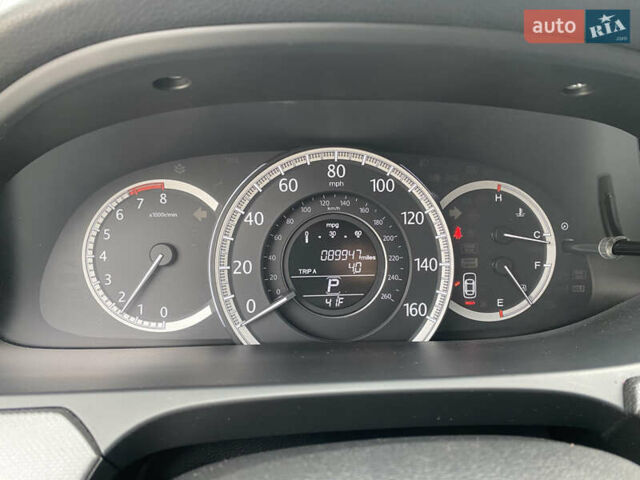 Серый Хонда Аккорд, объемом двигателя 2.35 л и пробегом 140 тыс. км за 11000 $, фото 15 на Automoto.ua