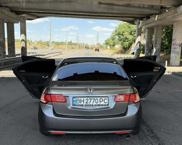 Серый Хонда Аккорд, объемом двигателя 2 л и пробегом 202 тыс. км за 9500 $, фото 17 на Automoto.ua
