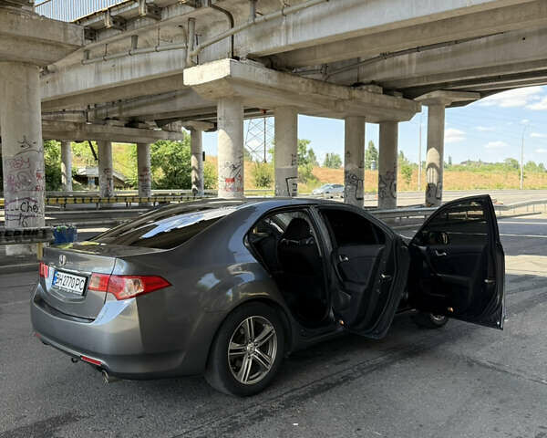Серый Хонда Аккорд, объемом двигателя 2 л и пробегом 202 тыс. км за 9500 $, фото 18 на Automoto.ua