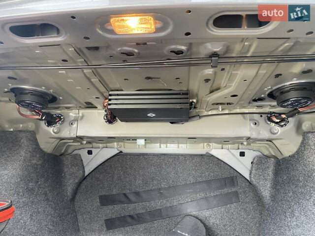Серый Хонда Аккорд, объемом двигателя 2.35 л и пробегом 140 тыс. км за 11000 $, фото 16 на Automoto.ua
