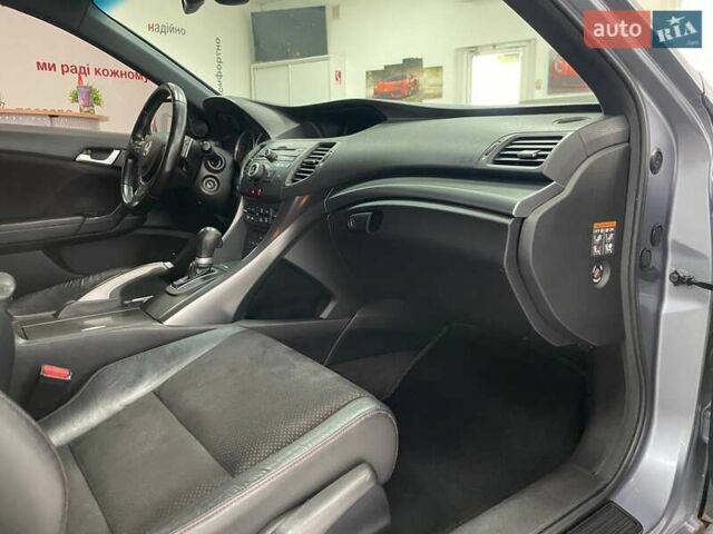 Серый Хонда Аккорд, объемом двигателя 2.35 л и пробегом 255 тыс. км за 9990 $, фото 40 на Automoto.ua