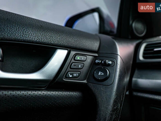 Сірий Хонда Аккорд, об'ємом двигуна 2 л та пробігом 191 тис. км за 10982 $, фото 15 на Automoto.ua