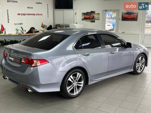 Серый Хонда Аккорд, объемом двигателя 2.35 л и пробегом 255 тыс. км за 9990 $, фото 8 на Automoto.ua