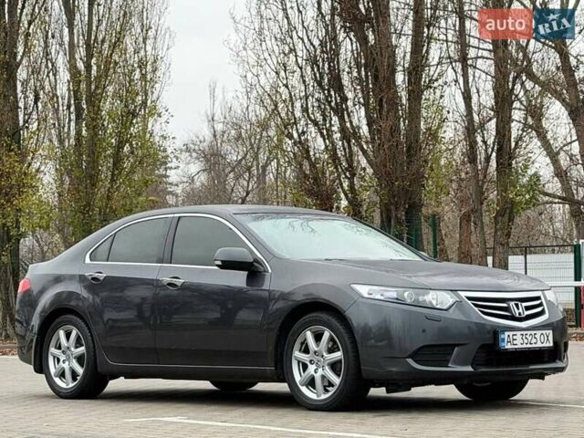 Сірий Хонда Аккорд, об'ємом двигуна 2 л та пробігом 240 тис. км за 8900 $, фото 1 на Automoto.ua