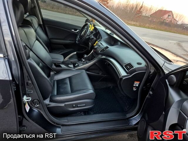 Серый Хонда Аккорд, объемом двигателя 2 л и пробегом 234 тыс. км за 12000 $, фото 10 на Automoto.ua