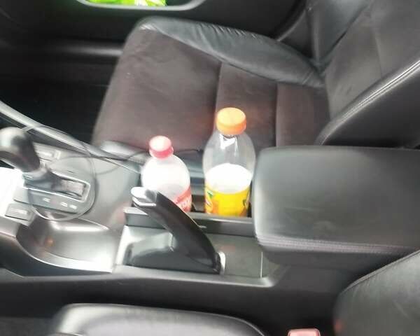 Серый Хонда Аккорд, объемом двигателя 2.35 л и пробегом 195 тыс. км за 11400 $, фото 11 на Automoto.ua