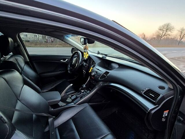 Серый Хонда Аккорд, объемом двигателя 2 л и пробегом 234 тыс. км за 12000 $, фото 9 на Automoto.ua