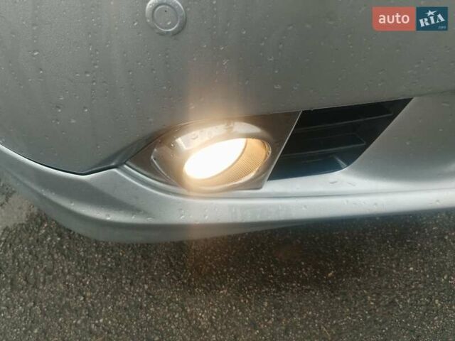 Серый Хонда Аккорд, объемом двигателя 2.35 л и пробегом 195 тыс. км за 11400 $, фото 21 на Automoto.ua