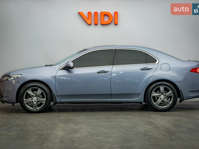 Сірий Хонда Аккорд, об'ємом двигуна 2 л та пробігом 191 тис. км за 10982 $, фото 2 на Automoto.ua