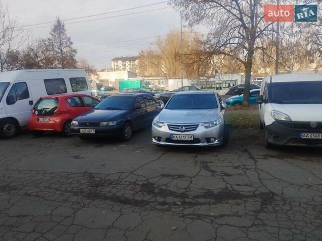 Серый Хонда Аккорд, объемом двигателя 2.35 л и пробегом 195 тыс. км за 11400 $, фото 3 на Automoto.ua