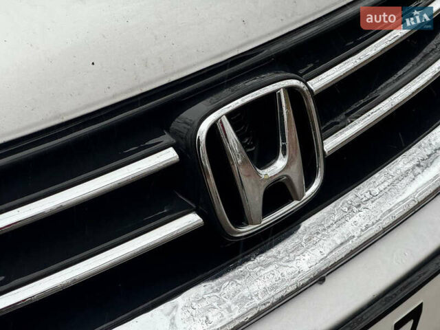 Серый Хонда Аккорд, объемом двигателя 2.35 л и пробегом 173 тыс. км за 10999 $, фото 10 на Automoto.ua