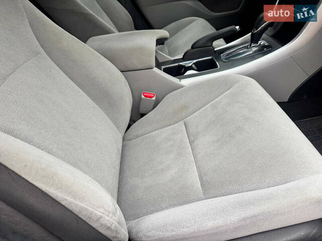 Серый Хонда Аккорд, объемом двигателя 2.35 л и пробегом 173 тыс. км за 10999 $, фото 40 на Automoto.ua