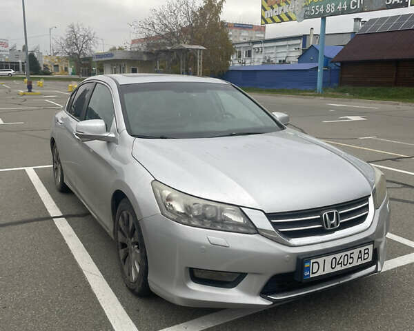 Серый Хонда Аккорд, объемом двигателя 2.4 л и пробегом 290 тыс. км за 11000 $, фото 27 на Automoto.ua