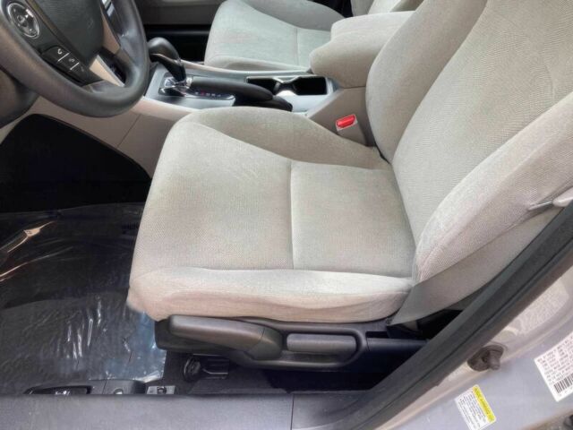 Серый Хонда Аккорд, объемом двигателя 2.4 л и пробегом 81 тыс. км за 3200 $, фото 8 на Automoto.ua