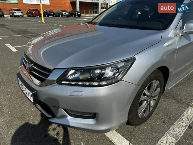 Серый Хонда Аккорд, объемом двигателя 2.36 л и пробегом 203 тыс. км за 12800 $, фото 10 на Automoto.ua