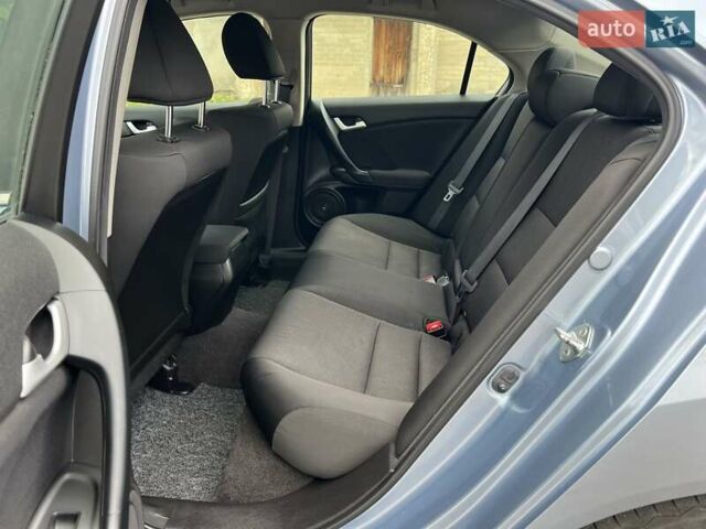 Серый Хонда Аккорд, объемом двигателя 2.2 л и пробегом 239 тыс. км за 11500 $, фото 50 на Automoto.ua