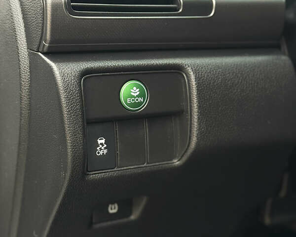 Серый Хонда Аккорд, объемом двигателя 2.4 л и пробегом 224 тыс. км за 9900 $, фото 10 на Automoto.ua