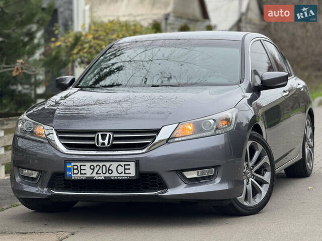 Серый Хонда Аккорд, объемом двигателя 2.4 л и пробегом 160 тыс. км за 11200 $, фото 1 на Automoto.ua