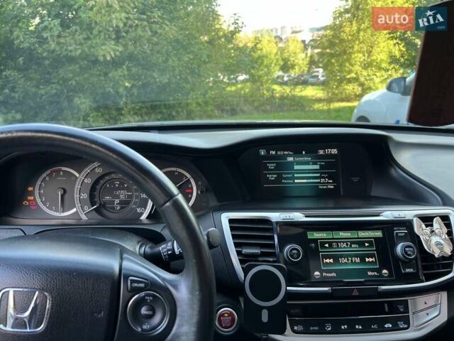 Серый Хонда Аккорд, объемом двигателя 2.4 л и пробегом 183 тыс. км за 11000 $, фото 10 на Automoto.ua