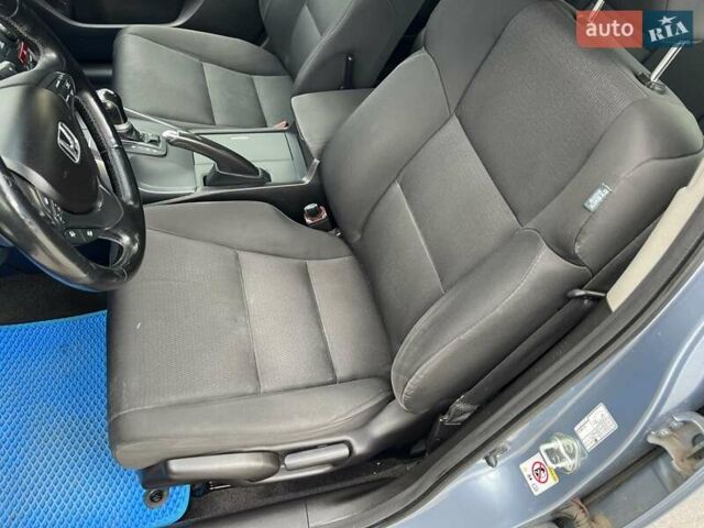 Серый Хонда Аккорд, объемом двигателя 2.2 л и пробегом 239 тыс. км за 11500 $, фото 29 на Automoto.ua