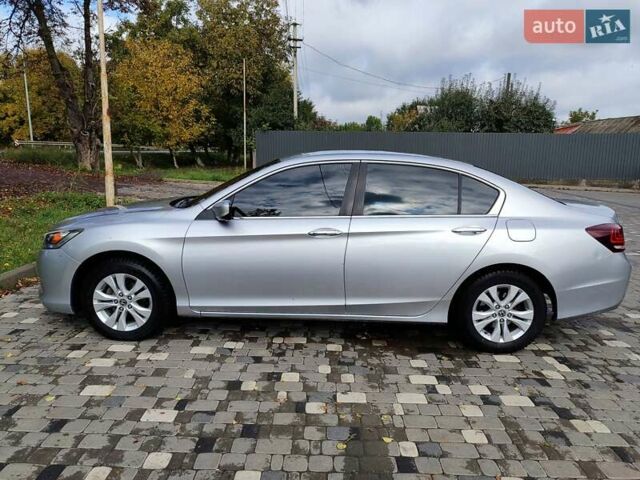 Серый Хонда Аккорд, объемом двигателя 2.4 л и пробегом 234 тыс. км за 9500 $, фото 6 на Automoto.ua