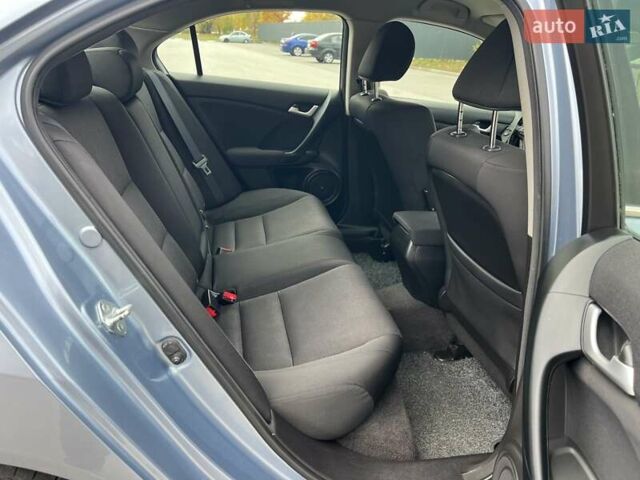 Серый Хонда Аккорд, объемом двигателя 2.2 л и пробегом 239 тыс. км за 11500 $, фото 59 на Automoto.ua