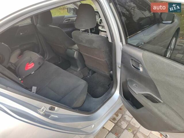 Сірий Хонда Аккорд, об'ємом двигуна 2.36 л та пробігом 235 тис. км за 9400 $, фото 11 на Automoto.ua