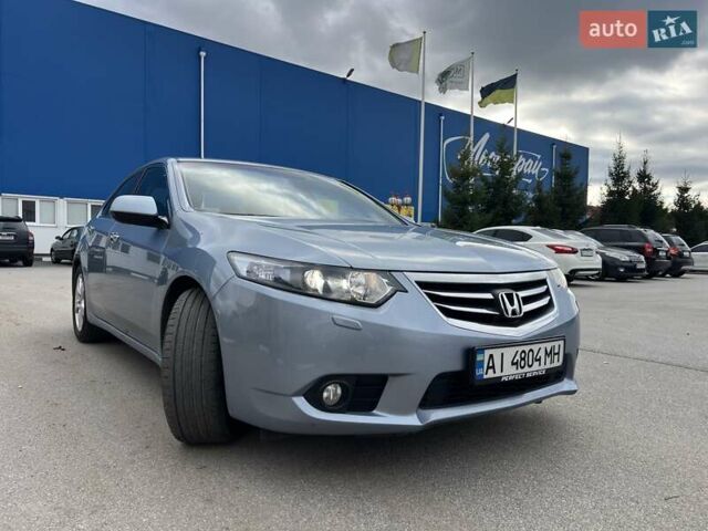 Серый Хонда Аккорд, объемом двигателя 2.2 л и пробегом 239 тыс. км за 11500 $, фото 4 на Automoto.ua