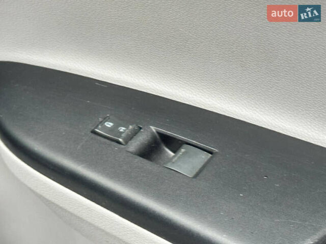 Серый Хонда Аккорд, объемом двигателя 2.35 л и пробегом 173 тыс. км за 10999 $, фото 36 на Automoto.ua