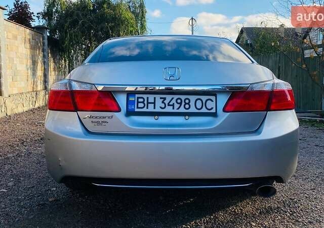 Сірий Хонда Аккорд, об'ємом двигуна 2.4 л та пробігом 190 тис. км за 10600 $, фото 1 на Automoto.ua