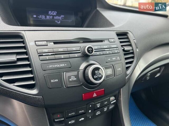 Серый Хонда Аккорд, объемом двигателя 2.2 л и пробегом 239 тыс. км за 11500 $, фото 44 на Automoto.ua