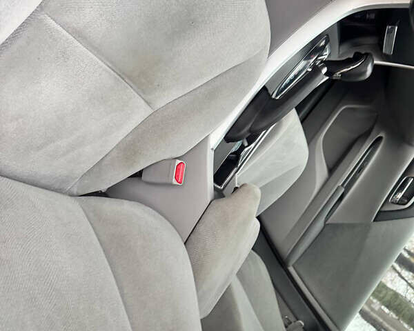 Серый Хонда Аккорд, объемом двигателя 2.35 л и пробегом 173 тыс. км за 10999 $, фото 27 на Automoto.ua